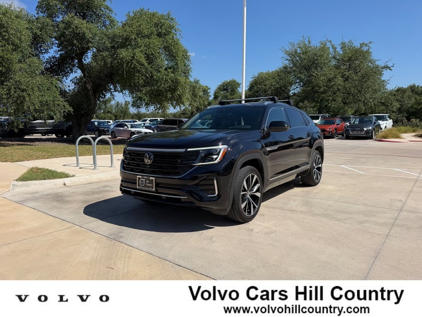 2024 Volkswagen Atlas Cross Sport - Image 1