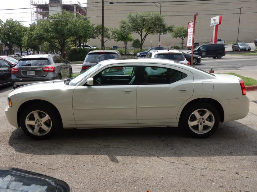 2009 Dodge Charger - Image 2