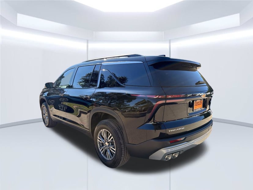 2027 Chevrolet Traverse - Image 1