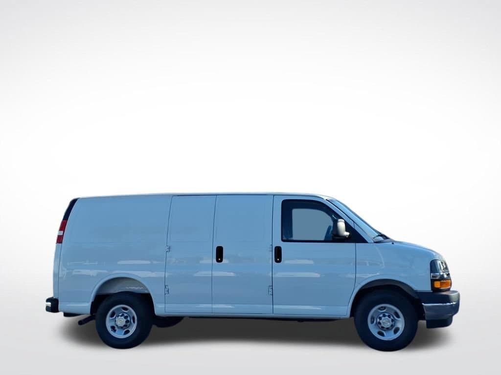2026 Chevrolet Express - Image 1