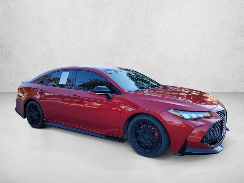 2020 Toyota Avalon - Image 1