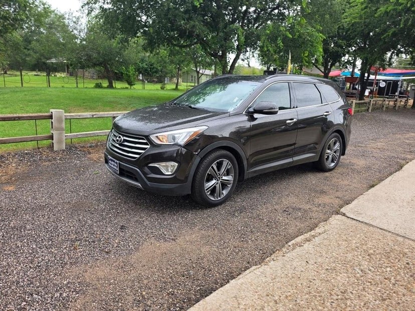 2016 Hyundai Santa Fe - Image 1