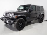 2025 Jeep Wrangler - Preview 9