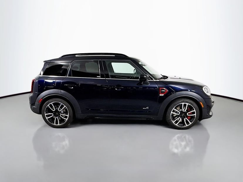 2021 MINI Countryman - Image 2