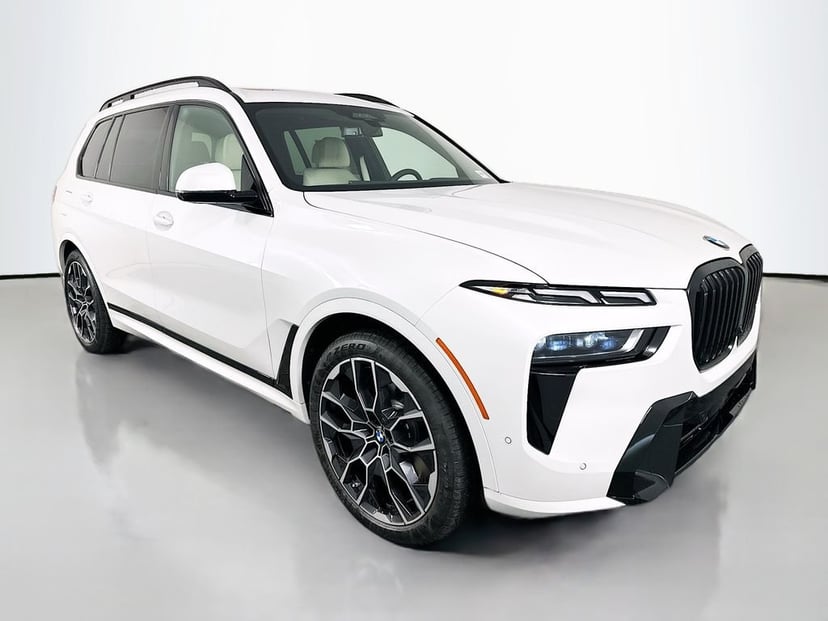 2027 BMW X7 - Image 1