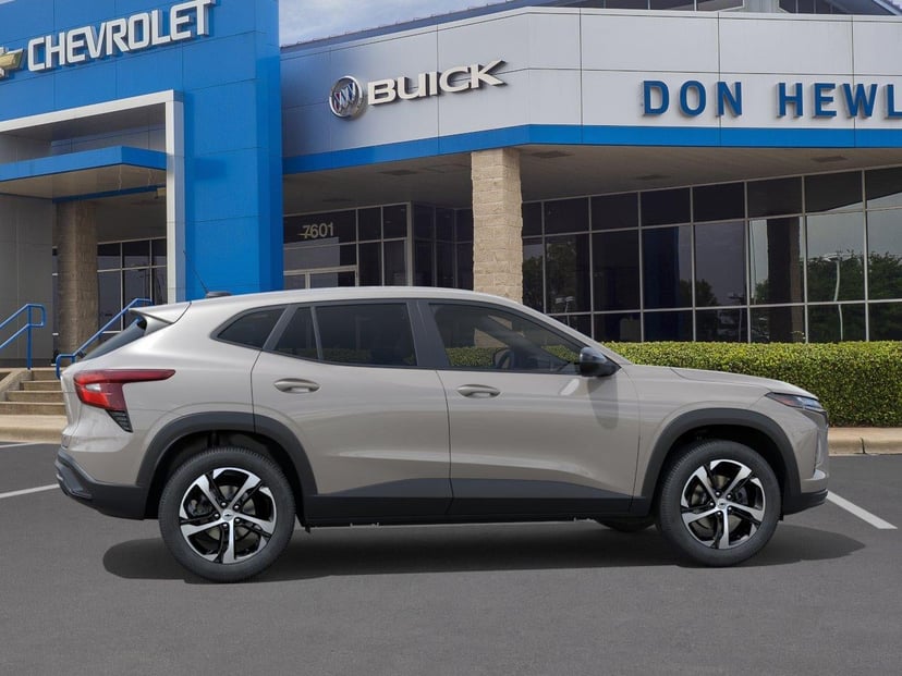2026 Chevrolet Trax - Image 2