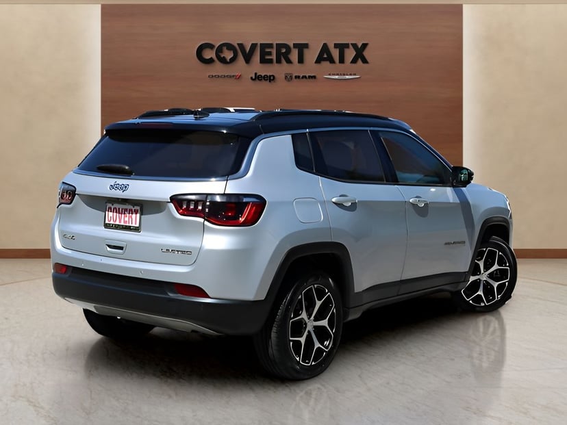 2024 Jeep Compass - Image 3