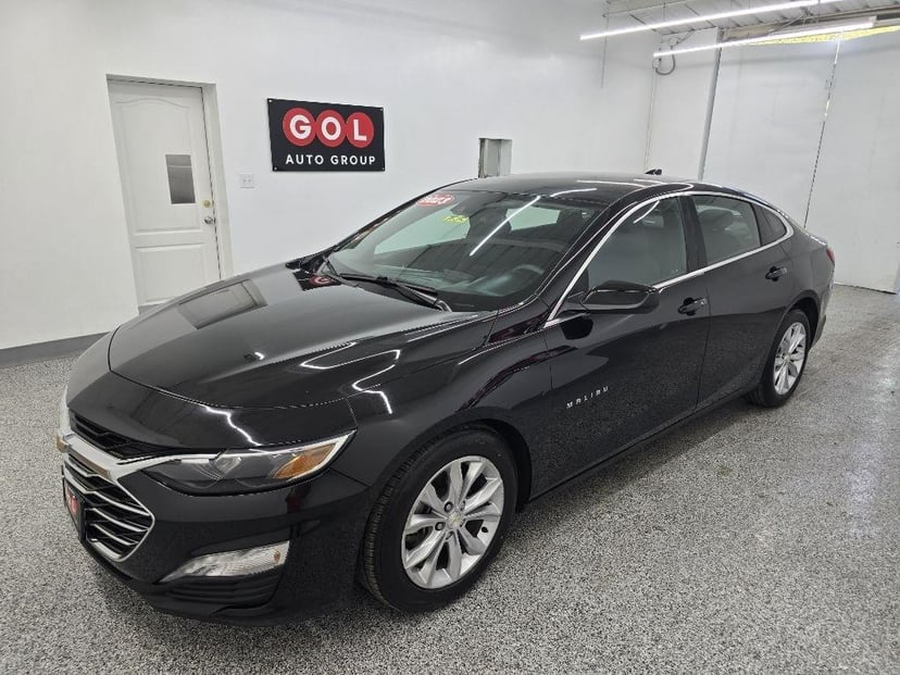 2023 Chevrolet Malibu - Image 1