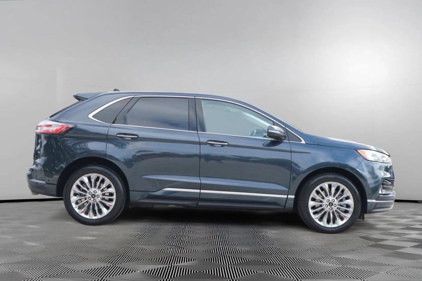 2024 Ford Edge - Image 1