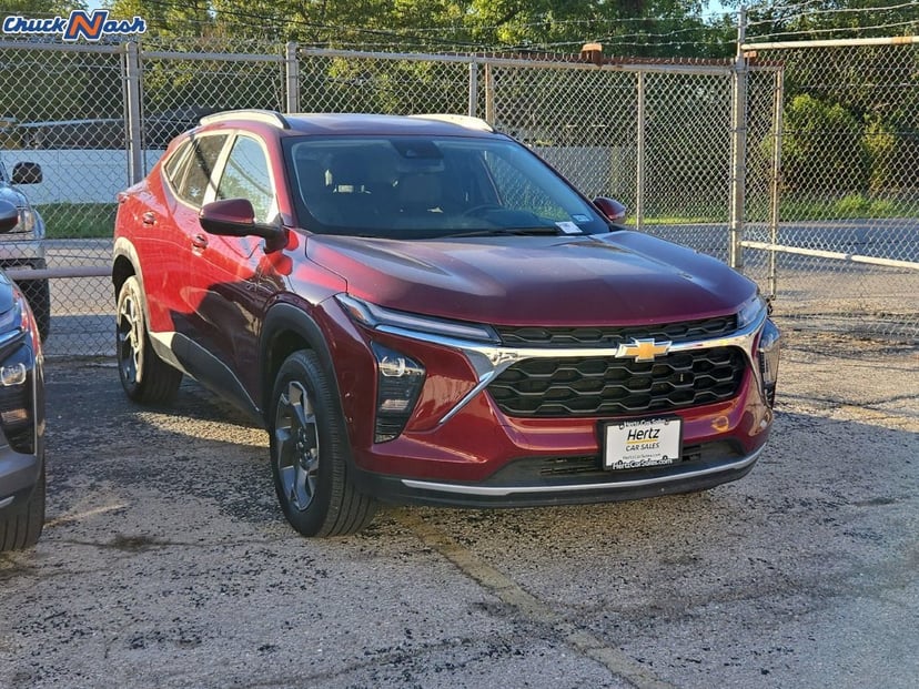 2025 Chevrolet Trax - Image 1