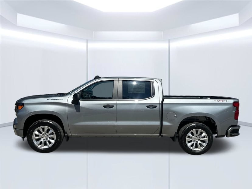 2026 Chevrolet Silverado 1500 - Image 1