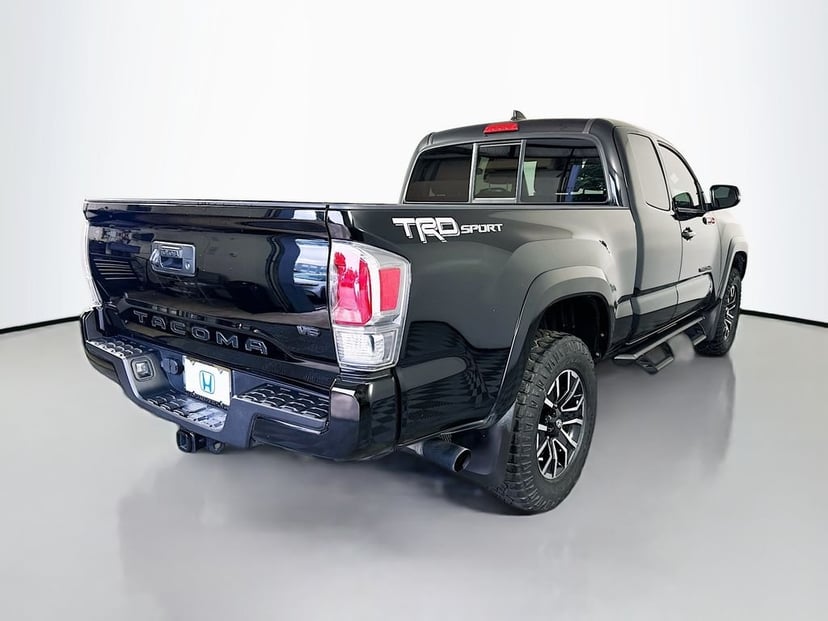 2023 Toyota Tacoma - Image 3