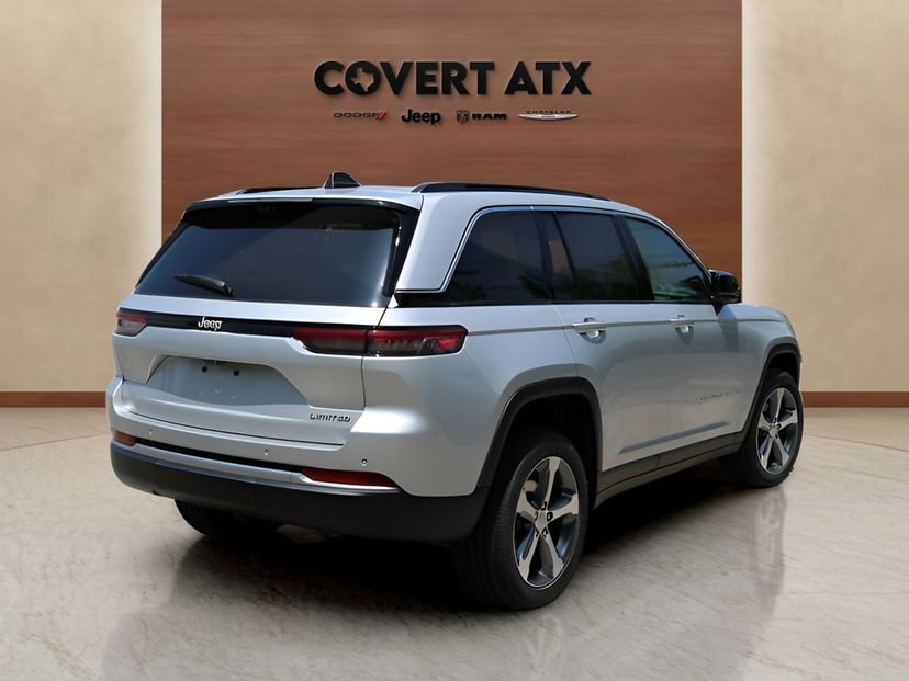 2026 Jeep Grand Cherokee - Image 1