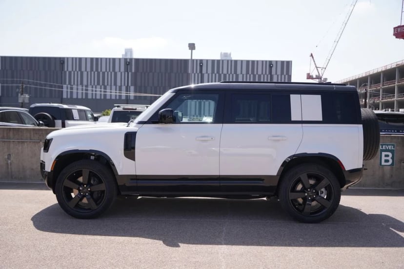 2026 Land Rover Defender - Image 3