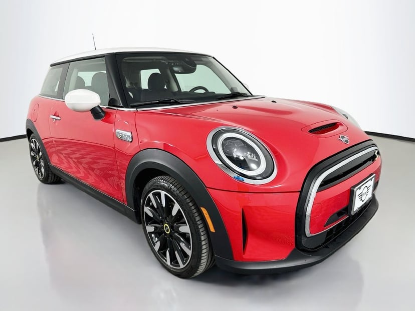2024 MINI Hardtop - Image 1