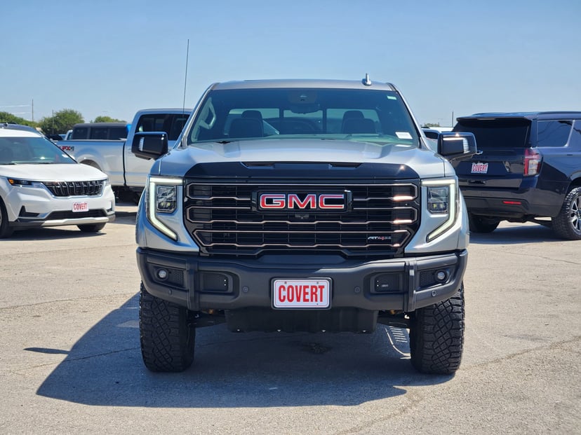 2025 GMC Sierra 1500 - Image 3