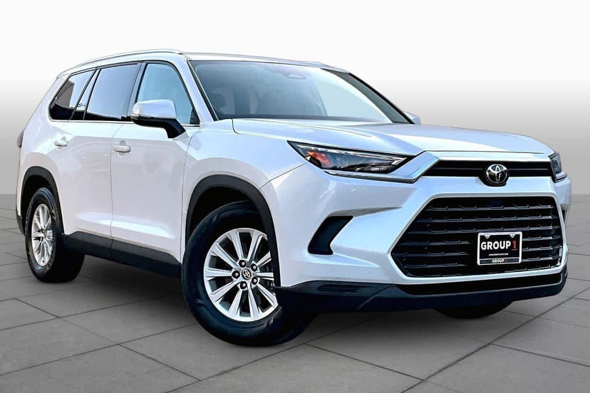 2024 Toyota Grand Highlander - Image 1