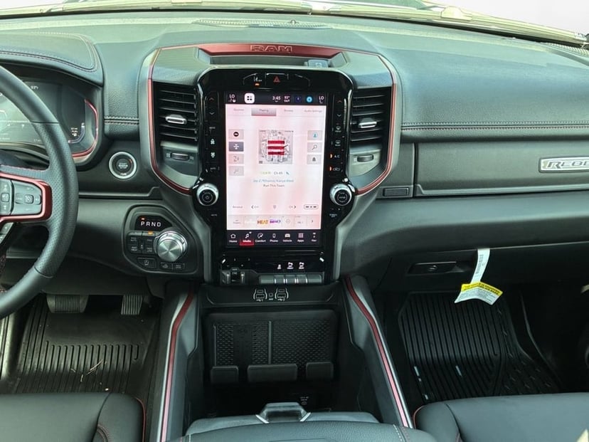2026 Ram 1500 - Image 3