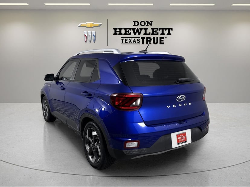 2023 Hyundai Venue - Image 3