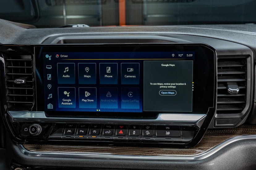 2024 Chevrolet Silverado 1500 - Image 3