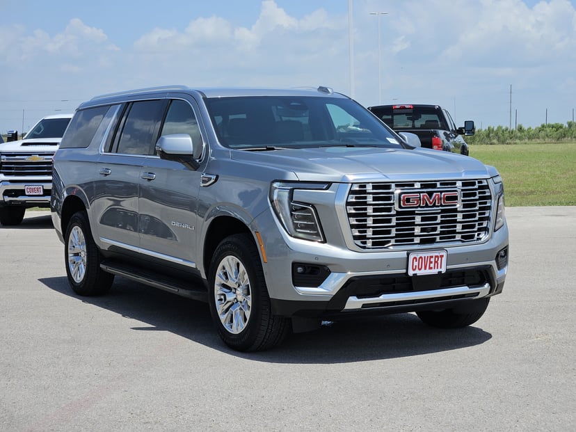 2025 GMC Yukon XL - Image 2