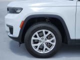 2022 Jeep Grand Cherokee L - Preview 9