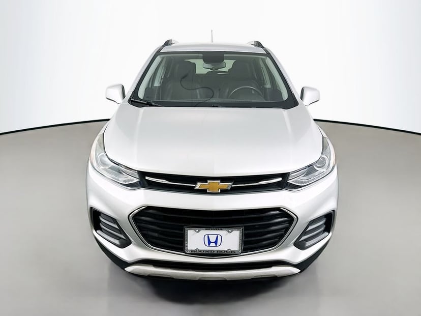 2020 Chevrolet Trax - Image 2
