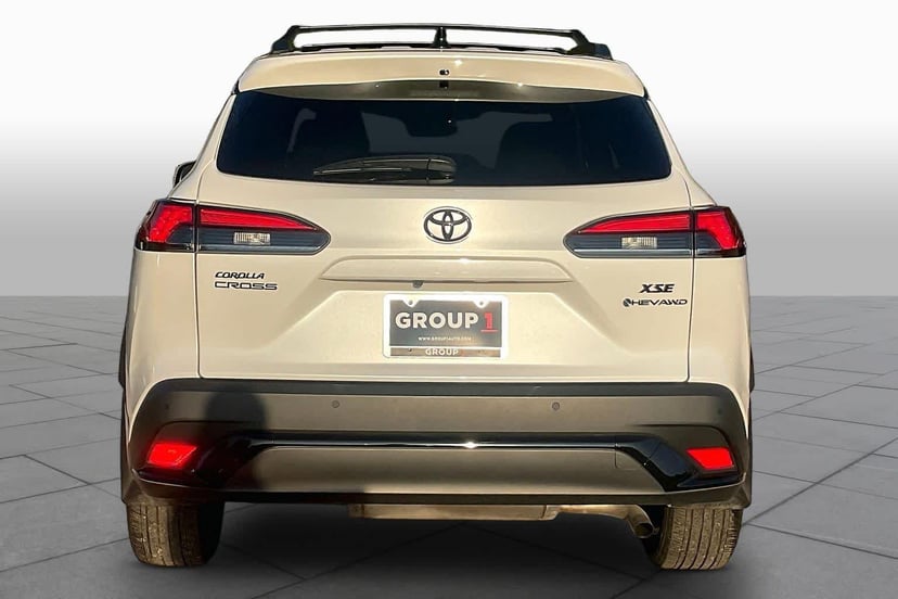 2025 Toyota Corolla Cross - Image 3