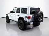 2024 Jeep Wrangler - Preview 7