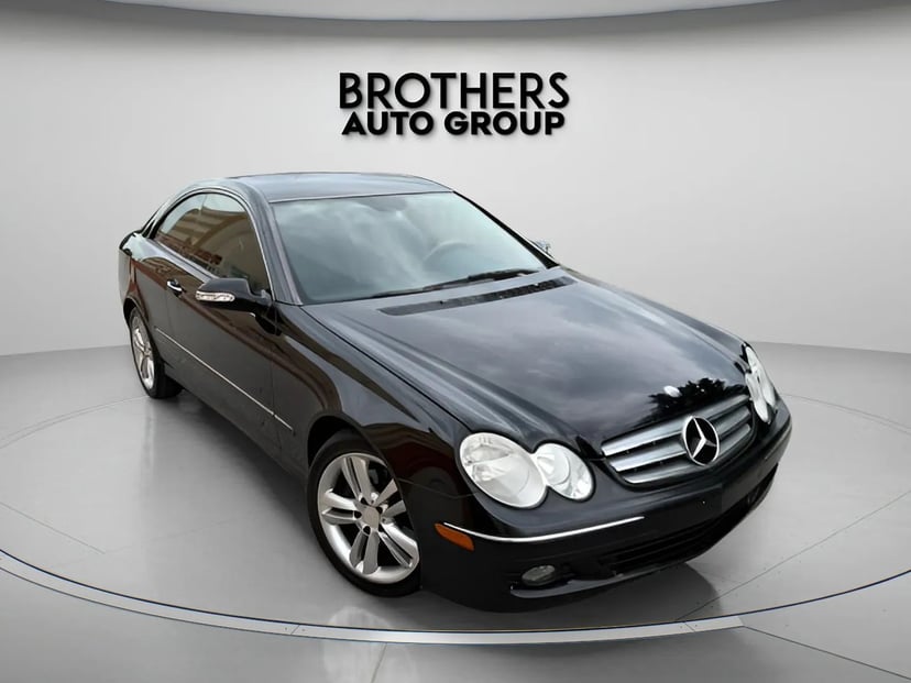 2009 Mercedes-Benz CLK-Class - Image 1