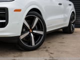 2026 Porsche Cayenne - Preview 12