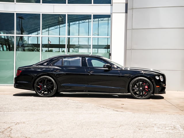 2025 Bentley Flying Spur