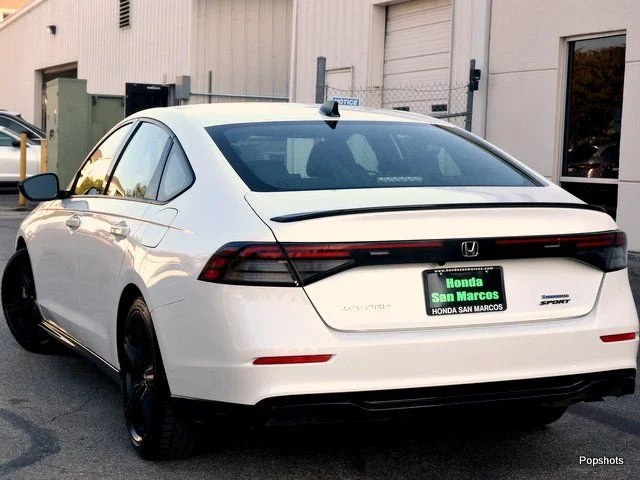 2023 Honda Accord Hybrid Sport-L 4D Sedan Platinum White Pearl - Image 3