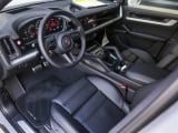 2026 Porsche Cayenne - Preview 4
