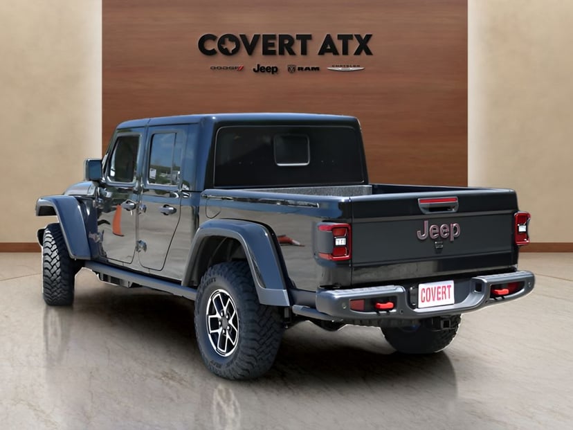 2026 Jeep Gladiator - Image 2