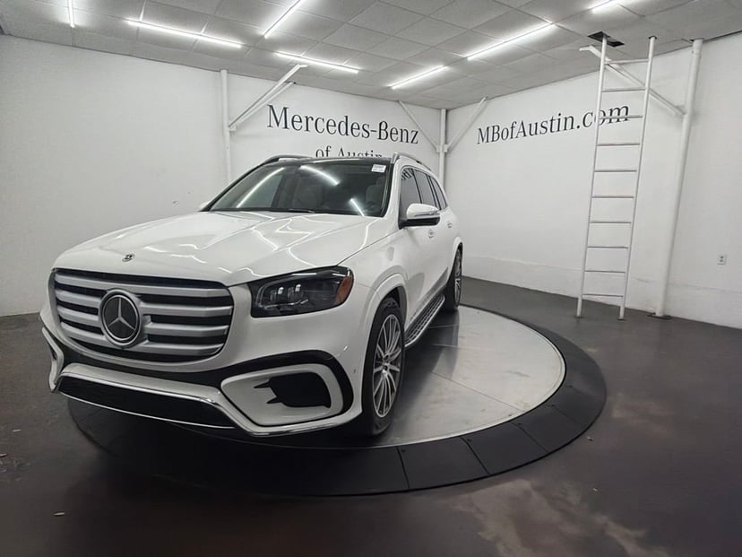 2026 Mercedes-Benz GLS - Image 1