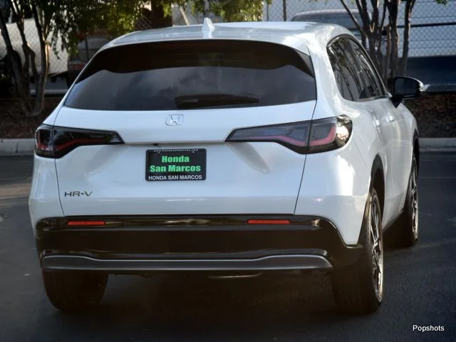 2027 Honda HR-V - Image 3