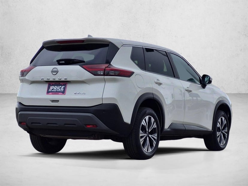 2023 Nissan Rogue - Image 2