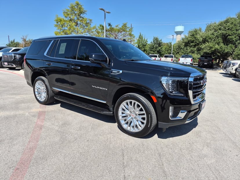 2024 GMC Yukon - Image 1