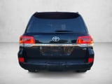 2016 Toyota Land Cruiser - Preview 7