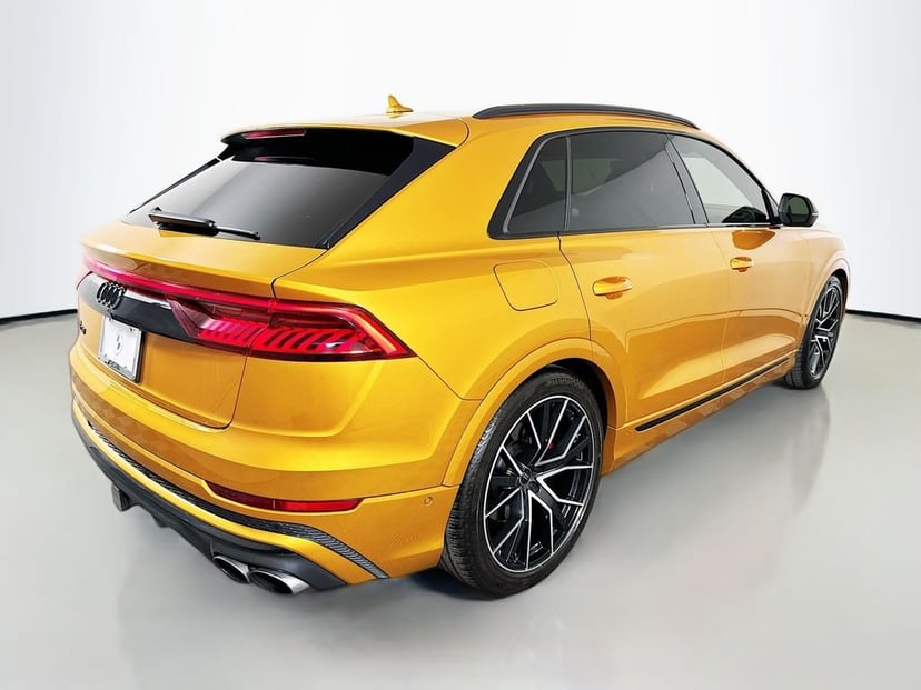 2021 Audi SQ8 - Image 3