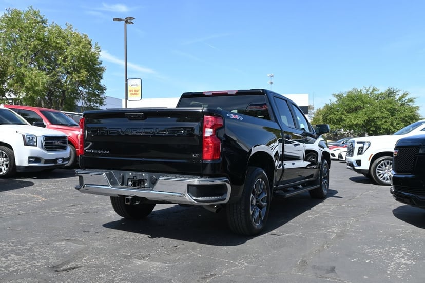2024 Chevrolet Silverado 1500 - Image 2