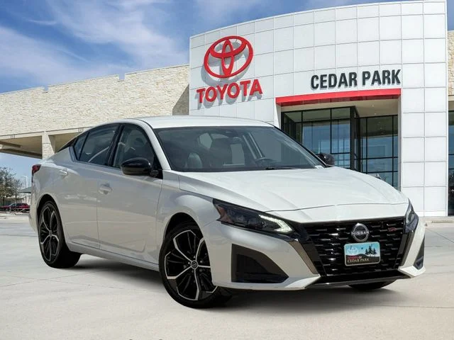 2024 Nissan Altima - Image 1
