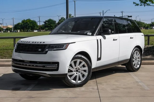 2026 Land Rover Range Rover SE 4D Sport Utility White - Image 1