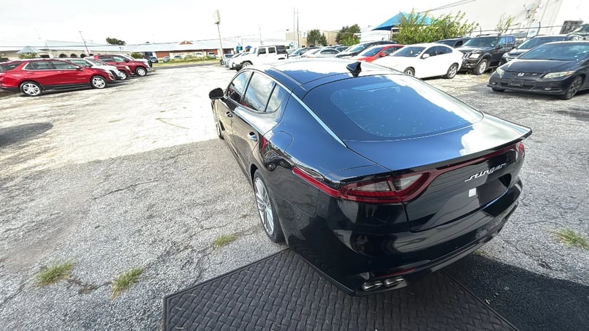 2018 Kia stinger - Image 3
