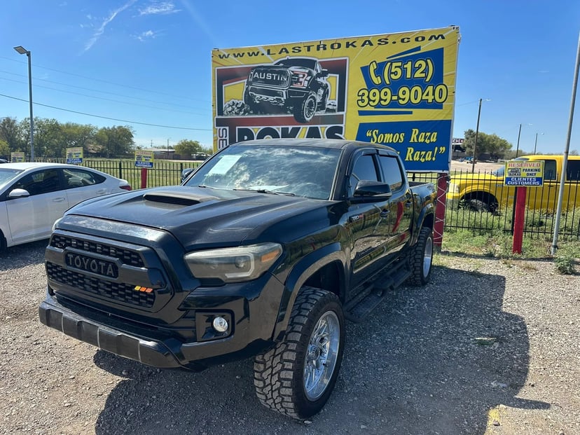 2017 Toyota Tacoma - Image 1