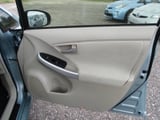 2013 Toyota Prius - Preview 10