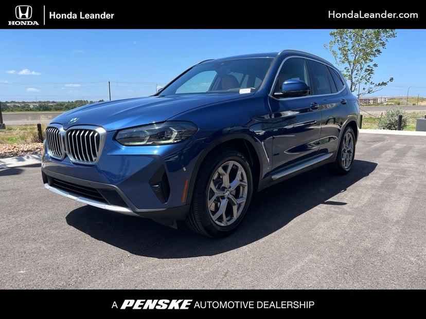 2022 BMW X3 - Image 2