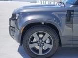 2026 Land Rover Defender - Preview 9