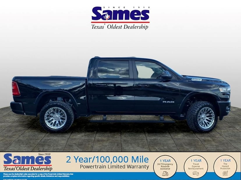 2025 Ram 1500 - Image 2